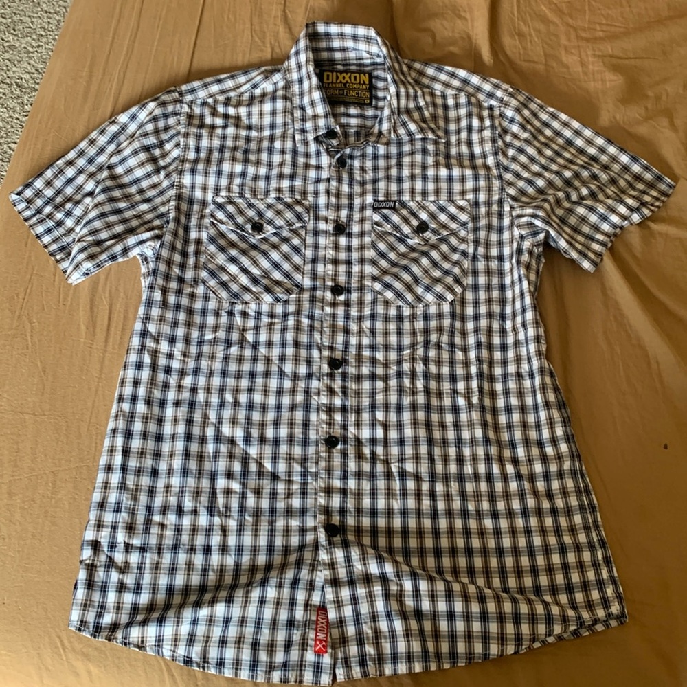 dixxon flannel co button up